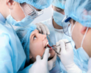 chirurgia_dentale-1024x827